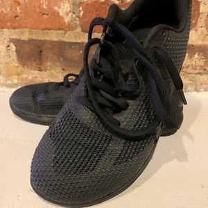 Reebok Nano black on black snaeakers